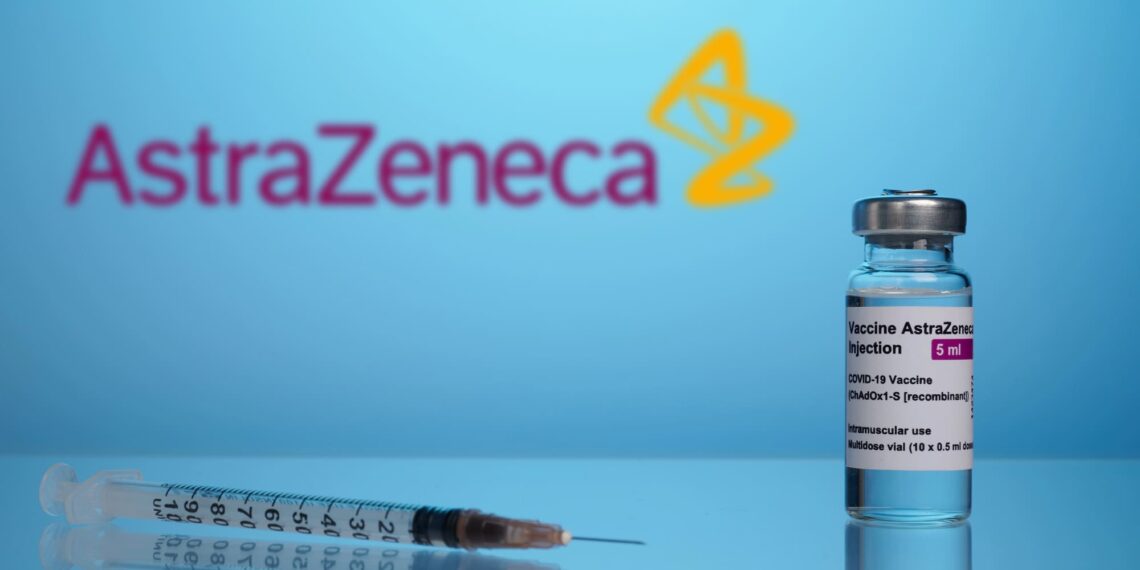 AstraZeneca responde a los aranceles de Trump con millonaria inversión de $50,000 millones en suelo estadounidense