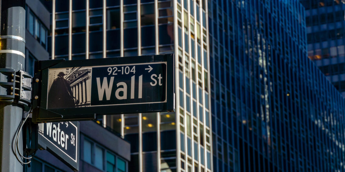 Nasdaq y S&P 500 cierran con sorprendentes resultados mientras el gobierno muestra optimistas cifras de empleo