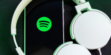 Spotify se desploma: Decepciona a Wall Street y su CEO admite frustración