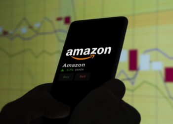 Amazon rompe su promesa de no aumentar precios