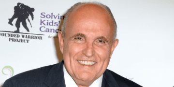 Rudy Giuliani hospitalizado de urgencia tras grave accidente en New Hampshire