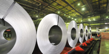 Trump amplía aranceles del acero y aluminio a 407 categorías