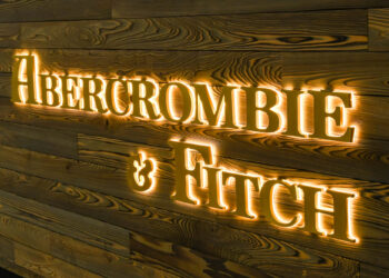 Abercrombie & Fitch desacelera su crecimiento, pero Hollister impulsa los resultados