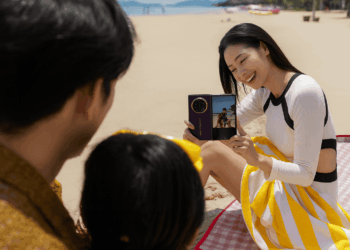 Huawei desafía al mercado con un smartphone triplegable de $2,500