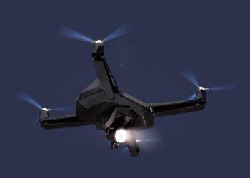 Ola de drones no identificados sobre Europa: Cierre de aeropuertos en Dinamarca y ahora llegan a Francia