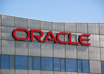 Oracle hace historia en Wall Street y tiene su mejor día en décadas