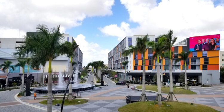 El éxodo venezolano golpea el corazón inmobiliario de Doral y sacude a Florida