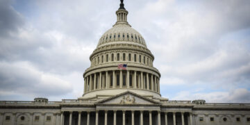 El mercado laboral de EE. UU. tambalea y crece la alarma entre economistas