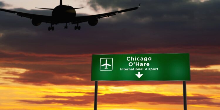 Un agente de ICE dispara mortalmente a un migrante durante un operativo cerca de O’Hare