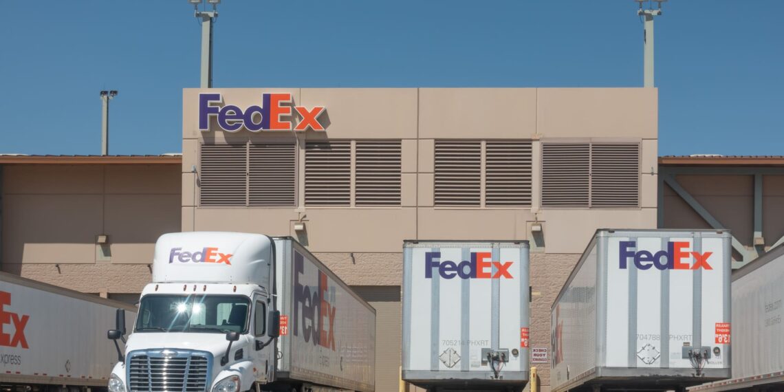 FedEx informa ganancias récord y dispara sus acciones tras superar todas las previsiones