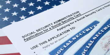 Fin de una era: El Seguro Social eliminará los cheques en papel