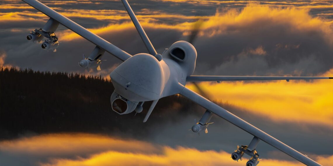 Dron de ataque de EE. UU. MQ-9 Reaper dispara misil a un objeto volador no identificado (OVNI)