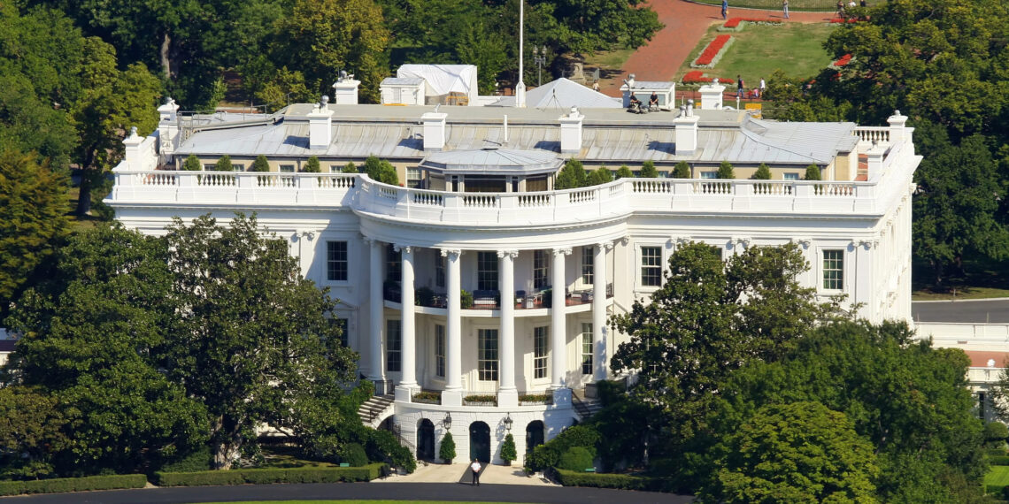 Trump convoca a los titanes de Silicon Valley: ¿Alianza por miedo o pacto de poder?