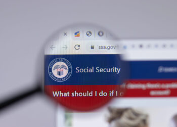 Adiós a los cheques en papel: El Seguro Social fija la fecha límite para la transición digital