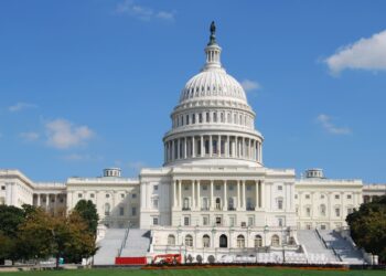 El Congreso regresa entre amenazas de cierre, disputas internas y la sombra de Trump