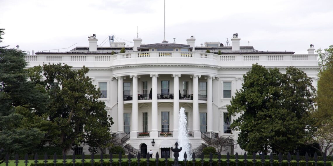Trump cancela reunión clave con demócratas mientras se acerca cierre del gobierno