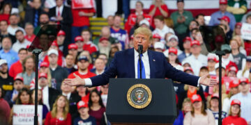 Trump proclama: “Estoy ganando”, luego que un juez desestimara su demanda al  The New York Times