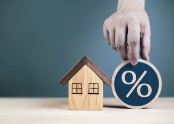 Histórica caída en tasas hipotecarias enciende esperanzas para el mercado inmobiliario