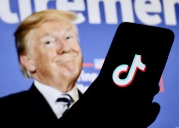 Trump firma orden que da luz verde al acuerdo para que TikTok siga funcionando en EE. UU.