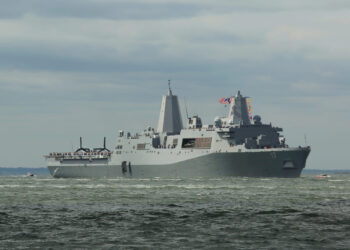 Flota de EE. UU. en el caribe realiza su primer ataque letal contra embarcación con drogas cerca a Venezuela