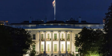 Cierre federal a la vista: 750,000 empleos en pausa y $400 millones por día en riesgo