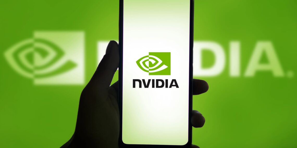 China da duro golpe a Nvidia: Prohibición de chips de inteligencia artificial activa alertas