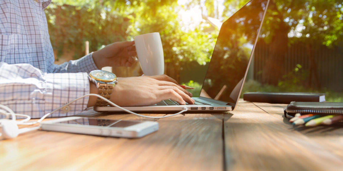 ¡Los empleos remotos y a tiempo parcial que están conquistando el 2025!