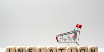 La inflación se desacelera y abre la puerta a más recortes de tasas en EE. UU.