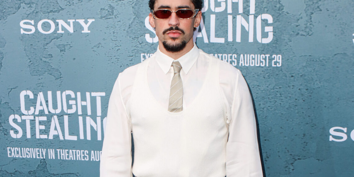 Bad Bunny enciende Puerto Rico con un concierto extra y transmisión global