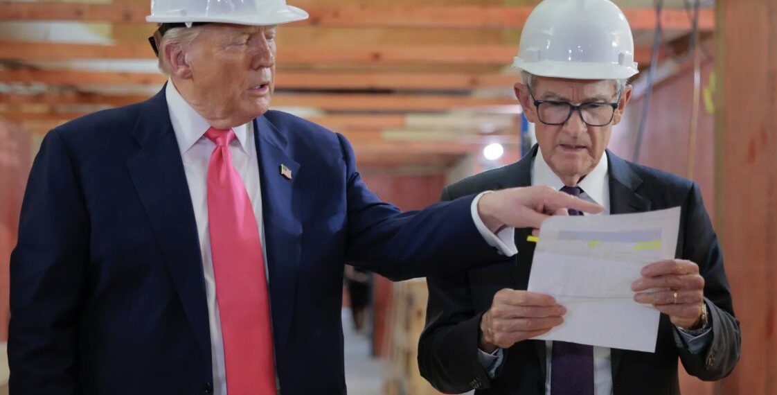 Trump presiona a la Reserva Federal con su candidato Stephen Miran