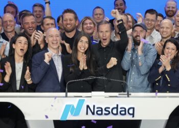 Pattern debuta en el Nasdaq y desafía la incertidumbre global con un arranque millonario