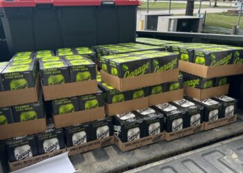 Garage Beer de los hermanos Kelce rompe récords y alcanza una valoración de $200 millones