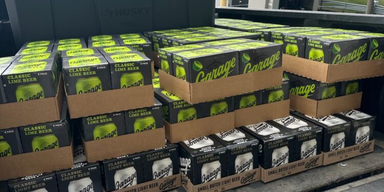 Garage Beer de los hermanos Kelce rompe récords y alcanza una valoración de $200 millones