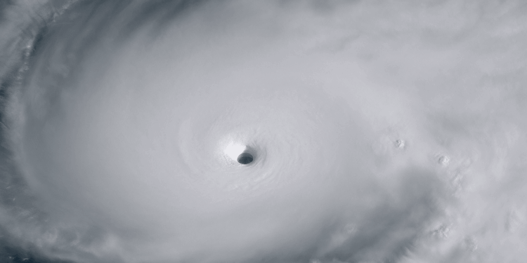 El huracán Melissa pierde fuerza, pero deja una estela mortal con 49 fallecidos y miles de damnificados