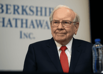 Warren Buffett vuelve al ataque: Berkshire Hathaway cierra su mayor compra en tres años