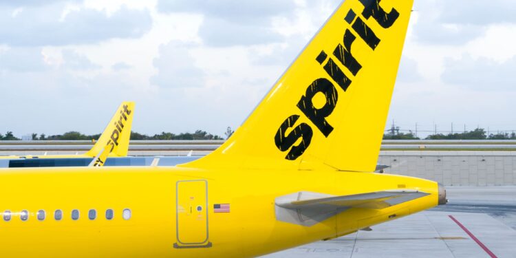 Spirit Airlines busca oxígeno financiero con $475 millones en plena crisis de bancarrota