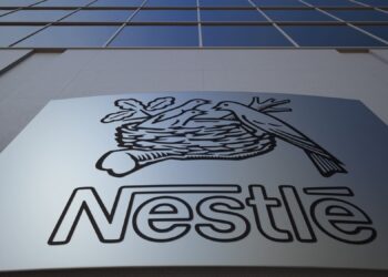 Nestlé anuncia despidos masivos: Sus acciones se disparan 9%
