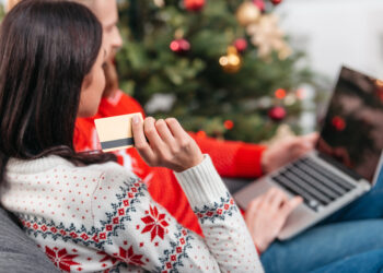 El boom digital se enfría: El gasto online navideño en EE. UU. crece a su ritmo más lento en años