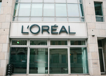 L’Oréal compra la división de belleza de Kering por $4.7 mil millones