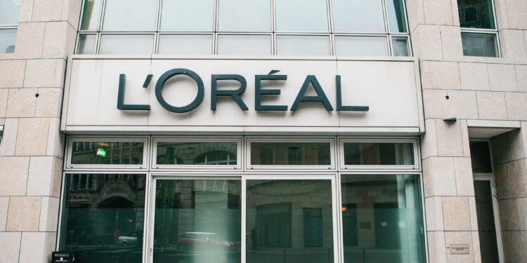 L’Oréal compra la división de belleza de Kering por $4.7 mil millones