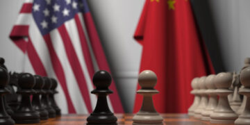 China Vs. EE. UU.: Pekín sanciona empresas de Hanwha Ocean y aplica tarifas portuarias adicionales