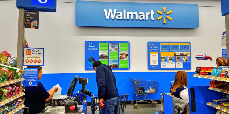 Walmart elimina colorantes y aditivos de sus marcas propias: ¿Efecto Trump?