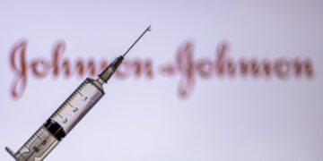 Johnson & Johnson busca fortalecer su cartera farmacéutica con la compra de Protagonist Therapeutics