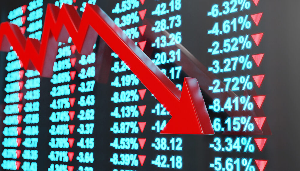 Wall Street se hunde tras nueva amenaza arancelaria a China: Nasdaq tuvo su peor día desde abril