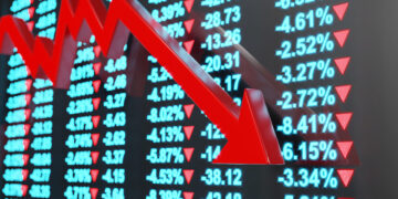 Wall Street se hunde tras nueva amenaza arancelaria a China: Nasdaq tuvo su peor día desde abril