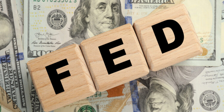 División en la FED: Los funcionarios anticipan hasta dos recortes de tasas más antes de cerrar 2025