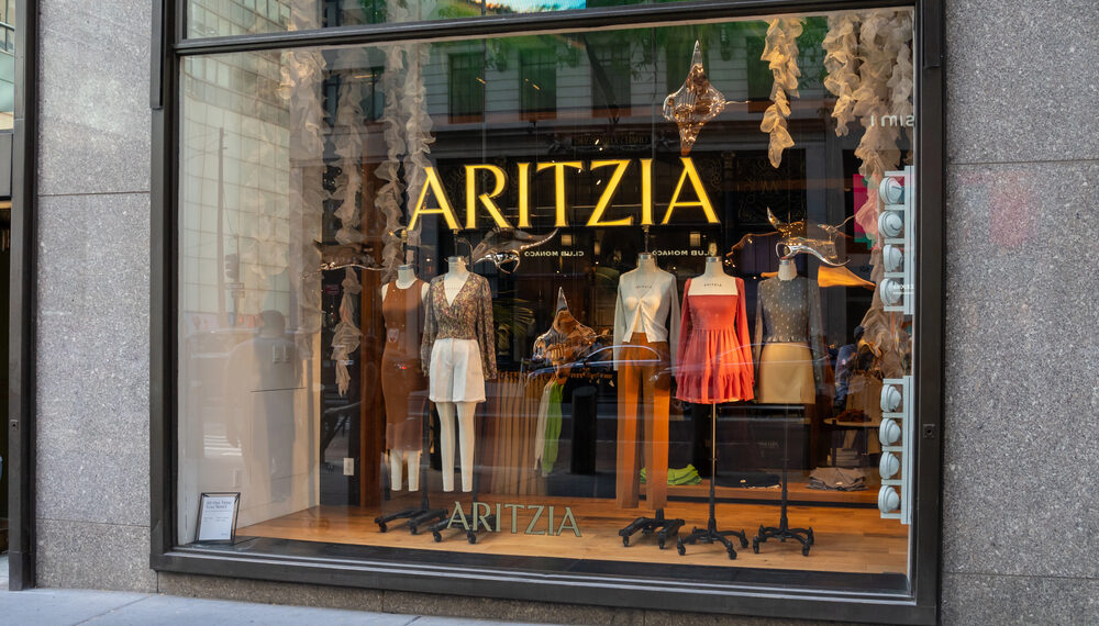 Aritzia conquista el mercado estadounidense con una expansión récord y triplica sus ganancias