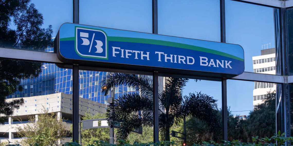 Fifth Third compra Comerica por $10,900 millones