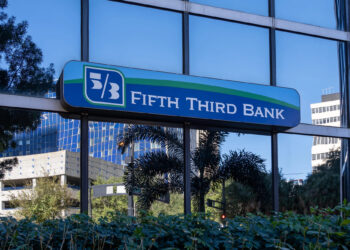 Fifth Third compra Comerica por $10,900 millones