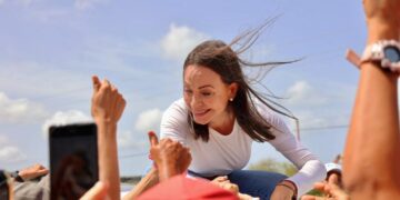 María Corina Machado: La venezolana que desafió a Maduro y ganó el Nobel de la Paz 2025